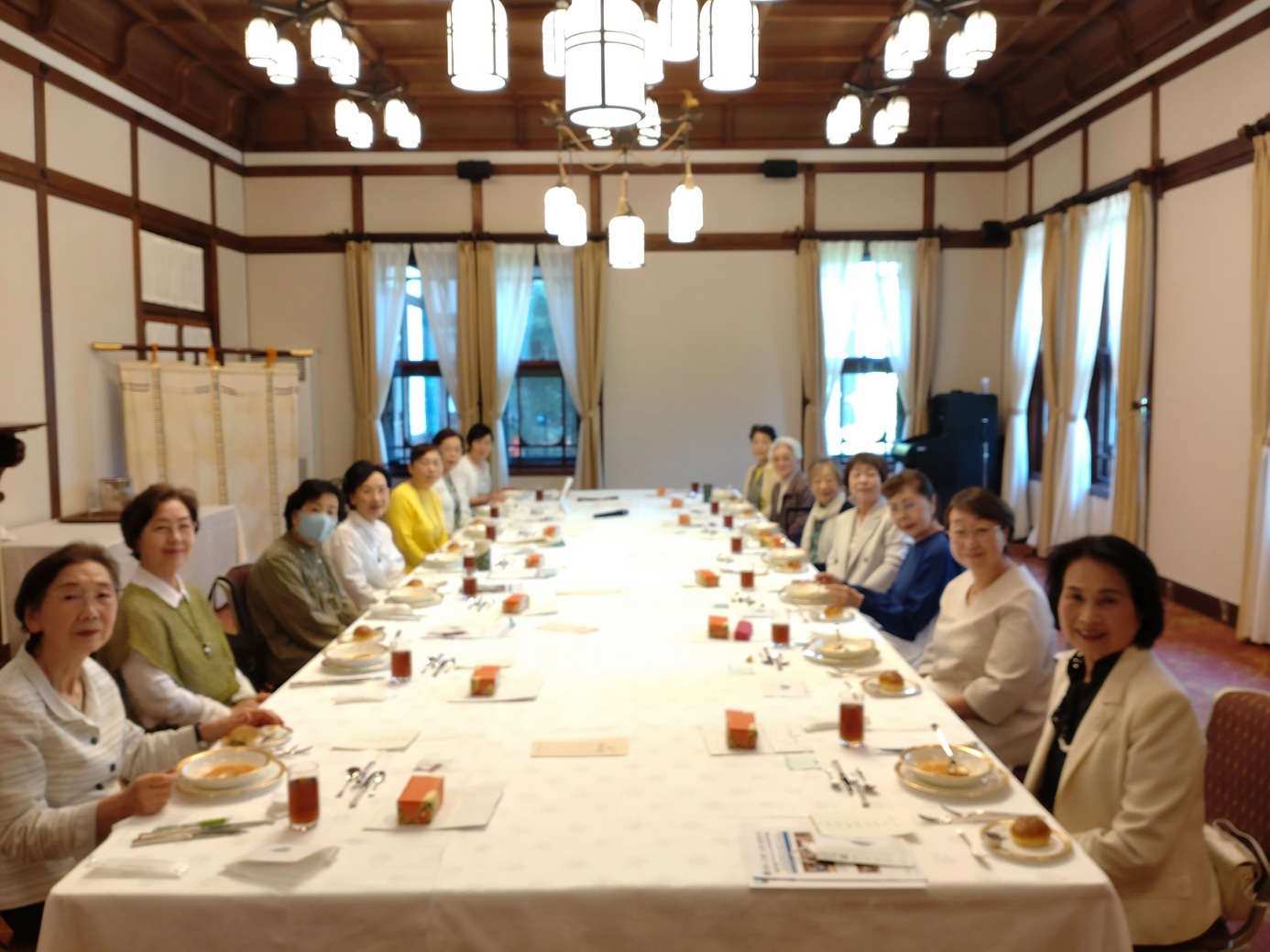 女性会創立記念例会